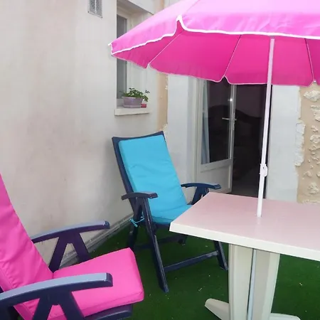 Le Relais Saint Charles En Dordogne B&B *